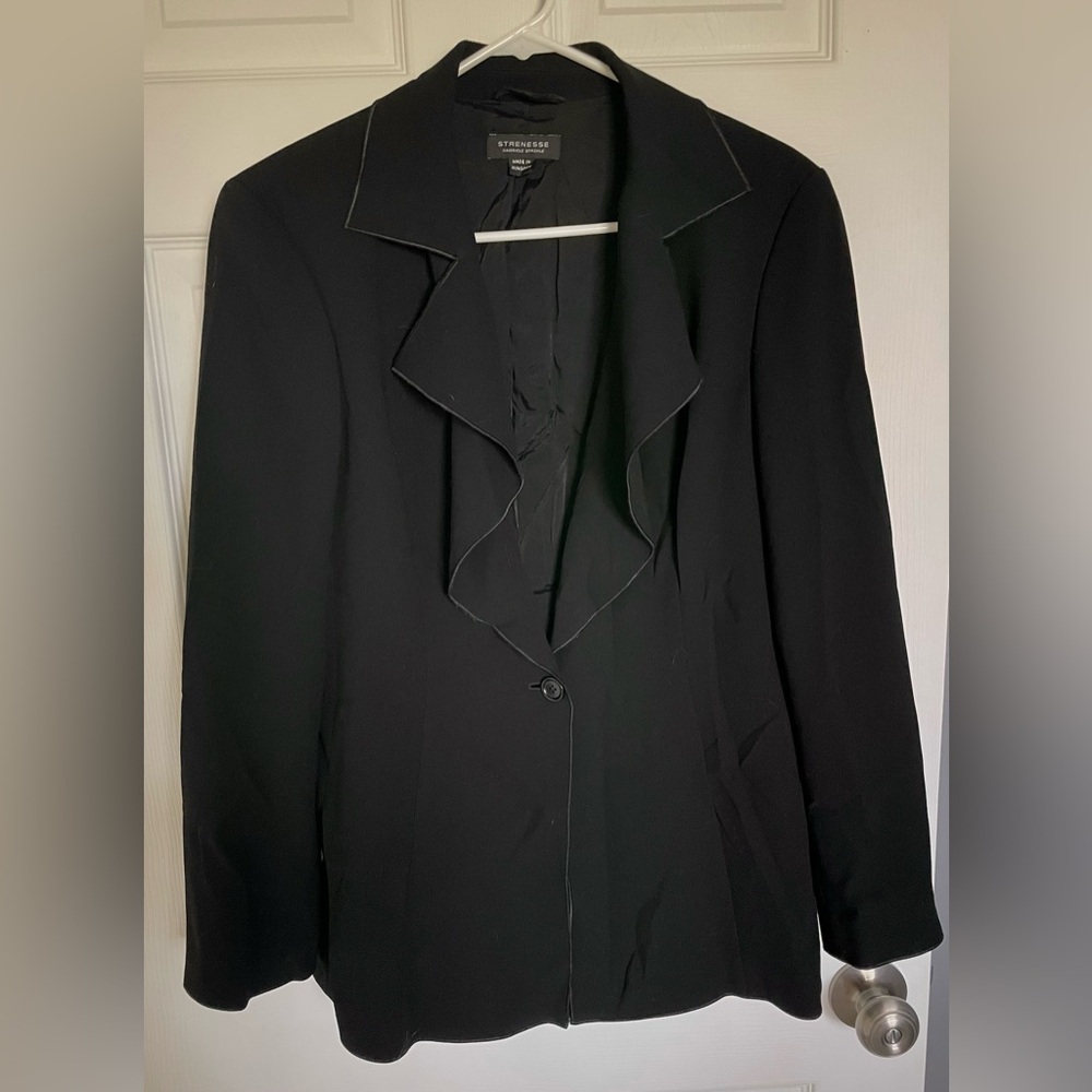 STRENESSE Elegant Black Fabric